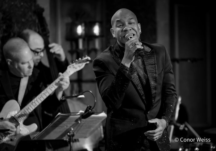 Photos: Darius de Haas: LET ME CARRY YOU THIS CHRISTMAS Release at 54 Below — photo 8 of 21