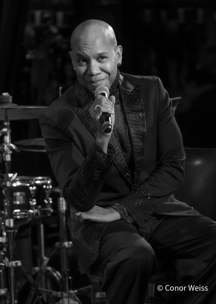 Photos: Darius de Haas: LET ME CARRY YOU THIS CHRISTMAS Release at 54 Below — photo 19 of 21