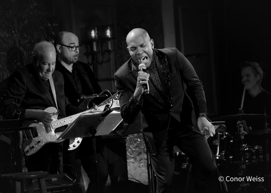 Photos: Darius de Haas: LET ME CARRY YOU THIS CHRISTMAS Release at 54 Below Image