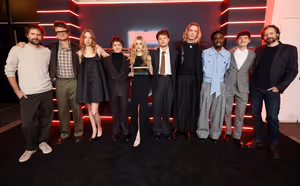 Ross Duffer, Joe Keery, Maya Hawke, Gaten Matarazzo, Natalia Dyer, Charlie Heaton, Ja Photo