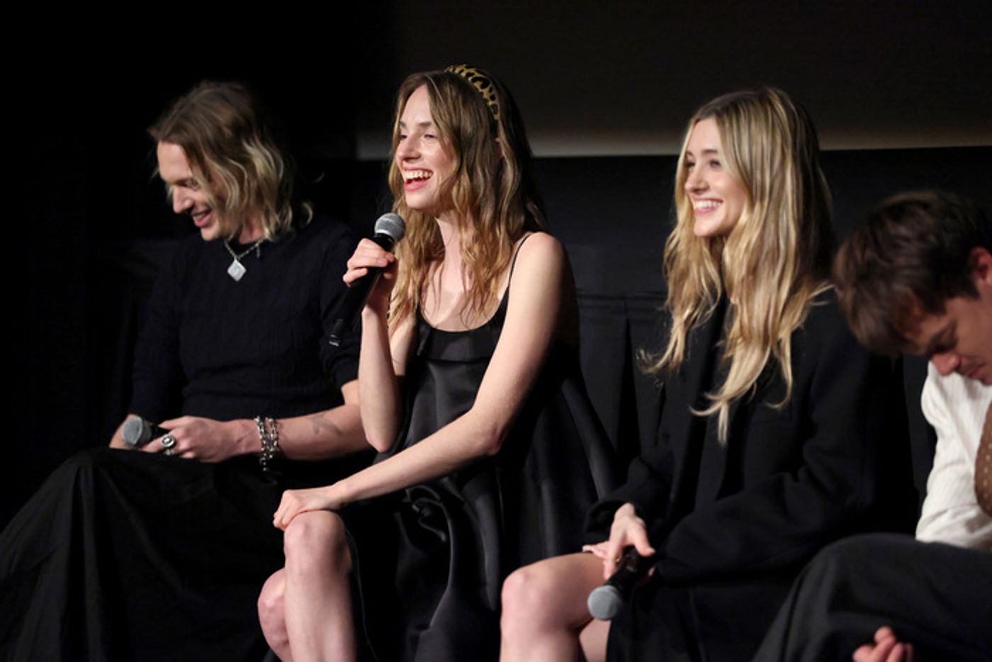 Photos: Gaten Matarazzo, Maya Hawke, & More at STRANGER THINGS 5 NYC Event  Image