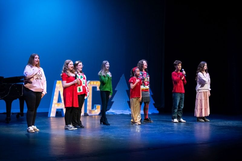Review: MIRACLE ON MAIN: A HOLIDAY SPECIAL 2025 at Arts & Science Center For Southeast Arkansas in Pine Bluff  Image