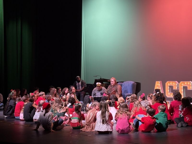 Review: MIRACLE ON MAIN: A HOLIDAY SPECIAL 2025 at Arts & Science Center For Southeast Arkansas in Pine Bluff  Image