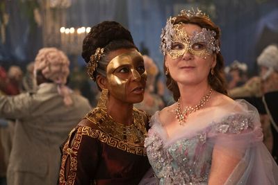 Adjoa Andoh, Ruth Gemmell  Photo