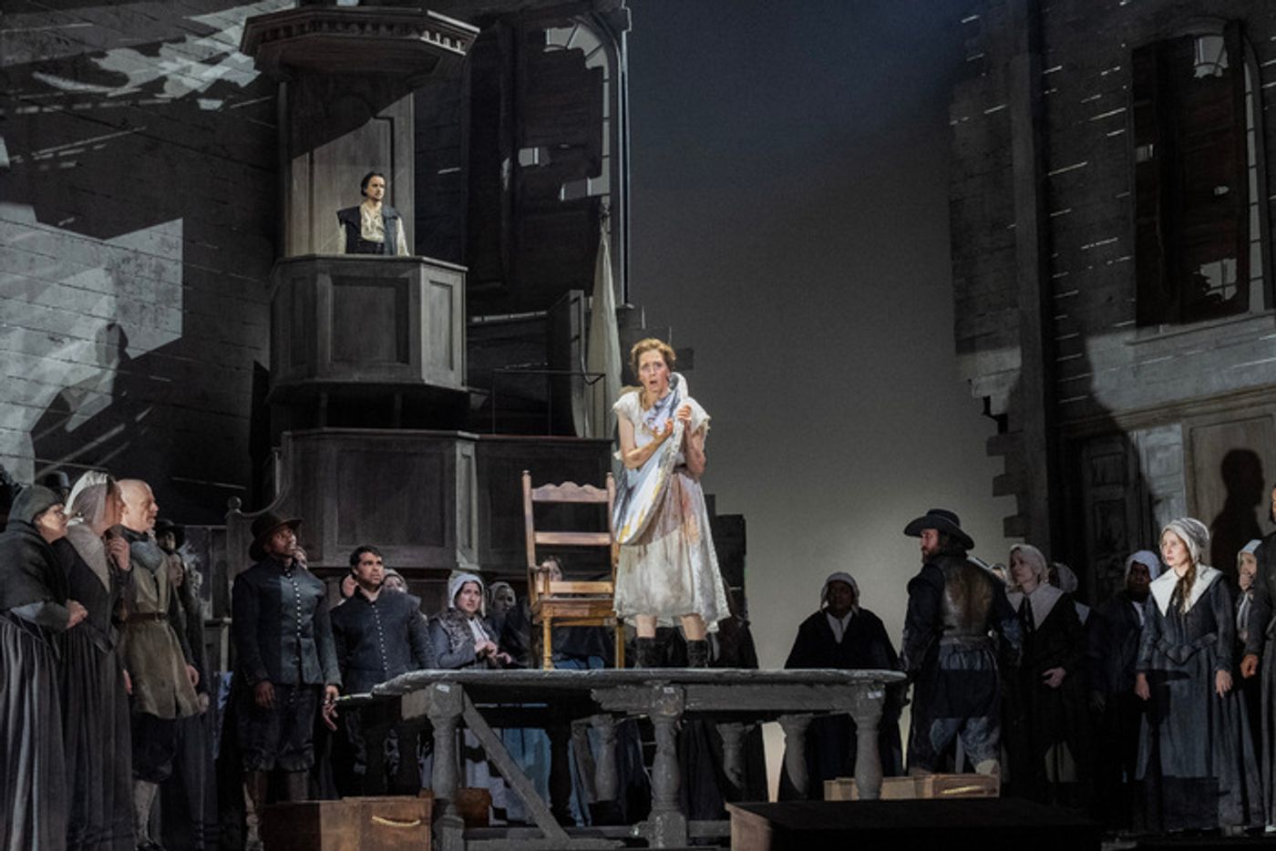 Photos: First Look at the Metropolitan Opera’s New Production of Bellini’s I PURITANI  Image