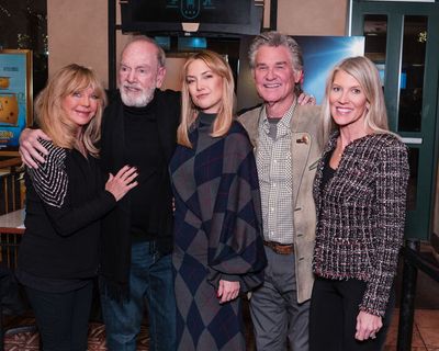 Goldie Hawn, Neil Diamond, Kate Hudson, Kurt Russell, Katie McNeil Diamond Photo