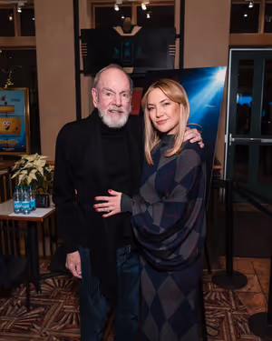 Neil Diamond, Kate Hudson Photo