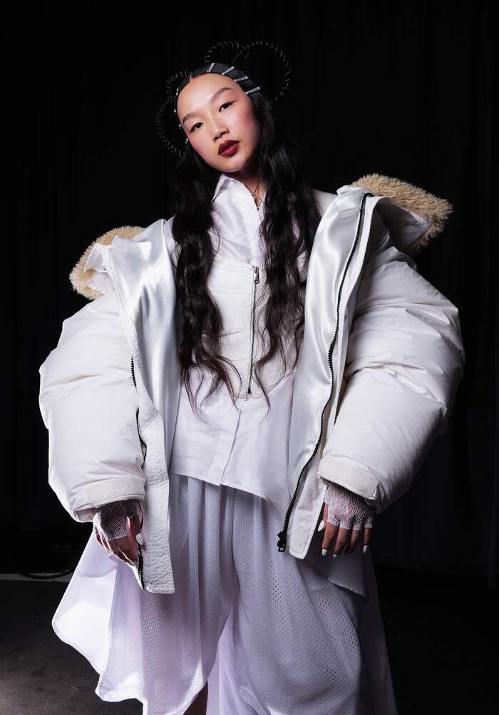 Photos: Andrea Bocelli, HUNTR/X, & More at SNOOP’S HOLIDAY HALFTIME PARTY  Image