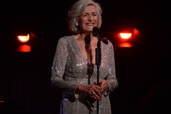 Karen Mason. Photo credit: Maryann Lopinto Photo