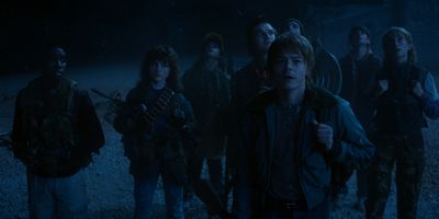 Caleb McLaughlin, Natalia Dyer, Gaten Matarazzo, Joe Keery, Charlie Heaton, Finn Wolf Photo