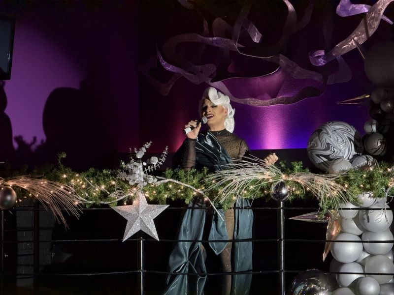 Review: TAMMIE BROWN'S HOLIDAY SPARKLE at Club Sway in Little Rock  Image