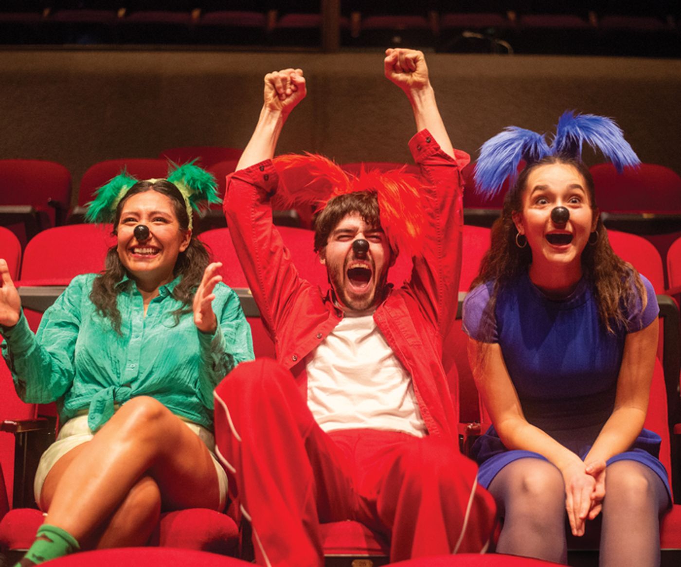 Photos: GO, DOG. GO! • VE PERRO ¡VE! Cast at Children’s Theatre Company  Image
