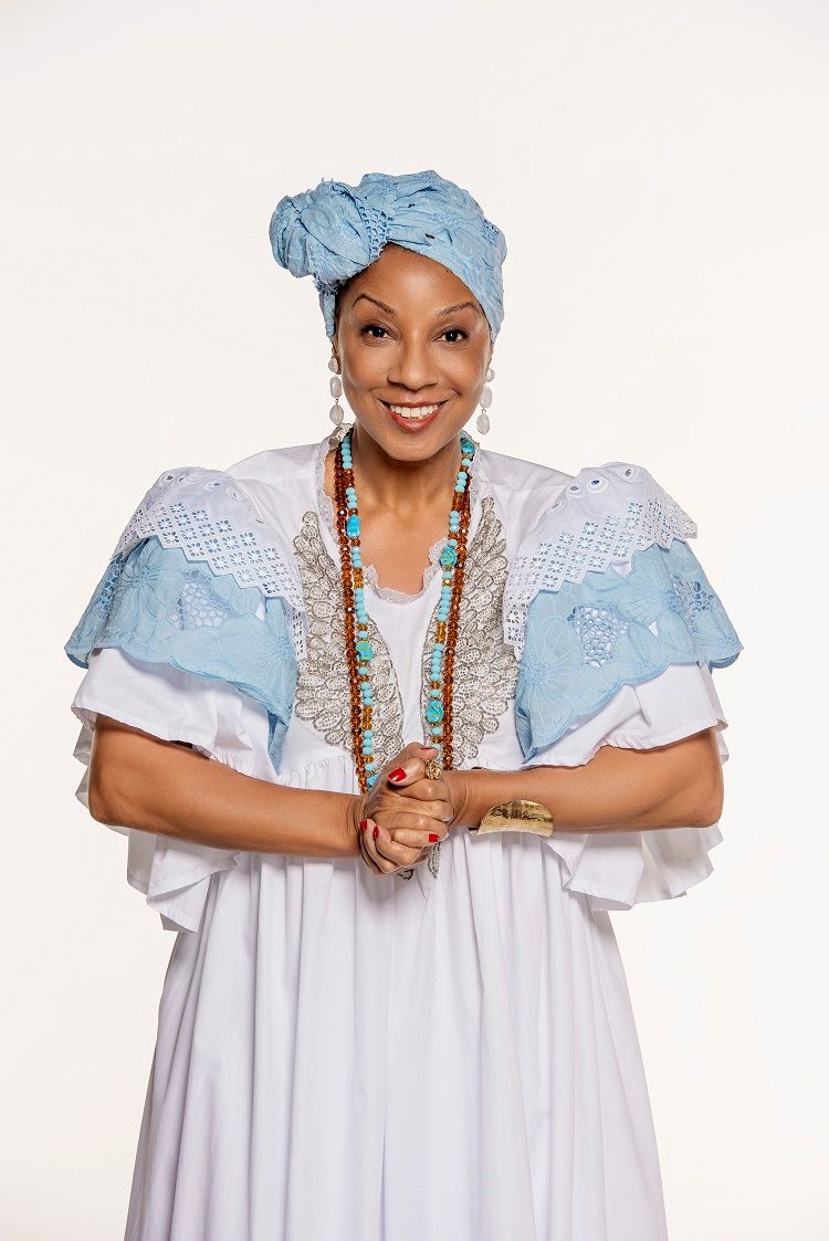 Capoeira, Love and Resistance Hit the Stage in Gilberto Gil’s Tropicália Anthem DOMINGO NO PARQUE  Image