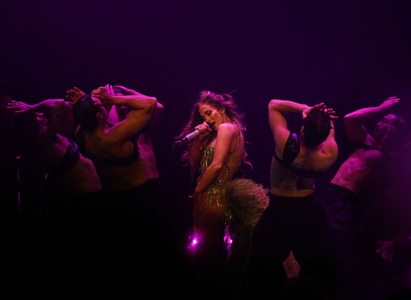 Photos: Jennifer Lopez Kicks Off 'Up All Night Live' Las Vegas Residency  Image