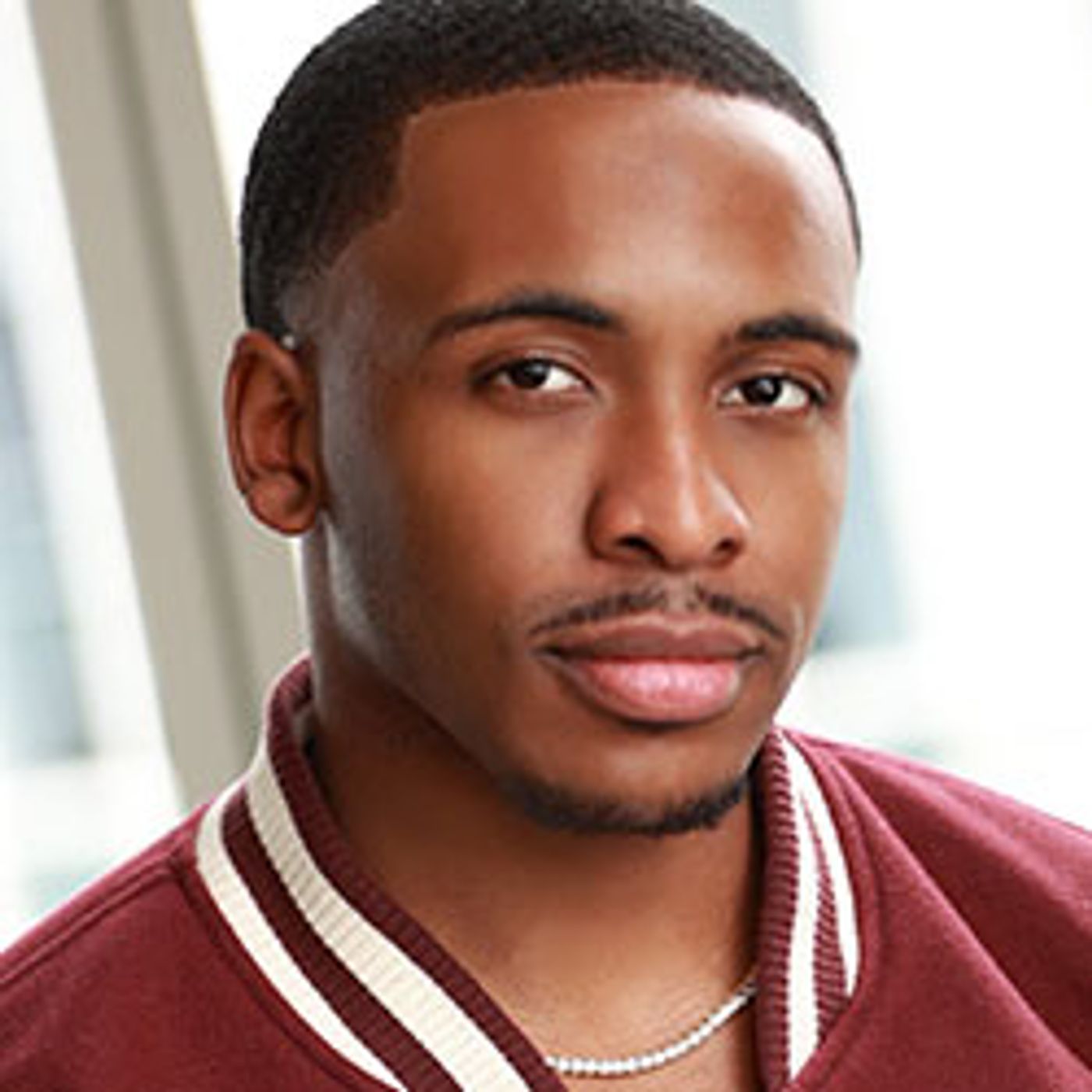 Interview: JonAvery Worrell, Knuck in HELL'S KITCHEN at The Fox Theatre  Image