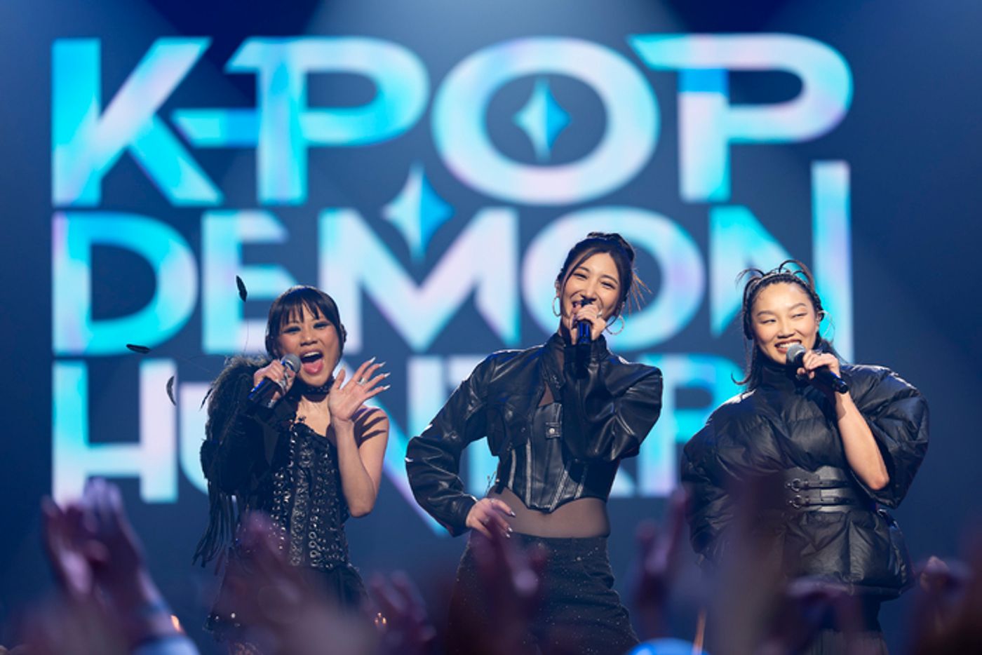 Photos: Diana Ross, Mariah Carey, & More Ring in 2026 at NEW YEAR’S ROCKIN’ EVE  Image