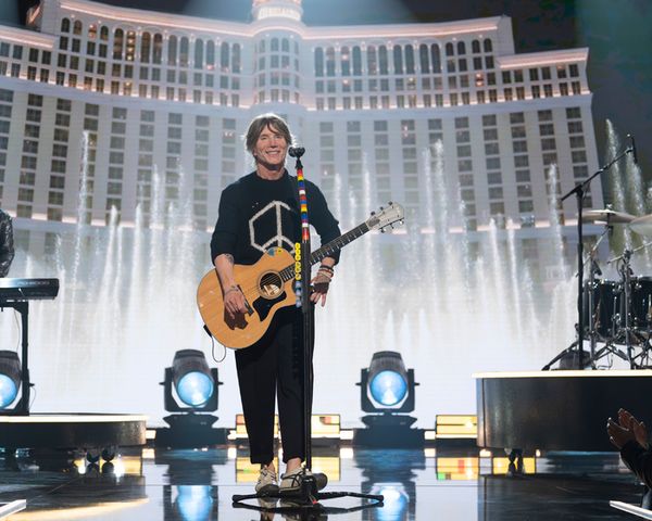 JOHN RZEZNIK 
 Photo