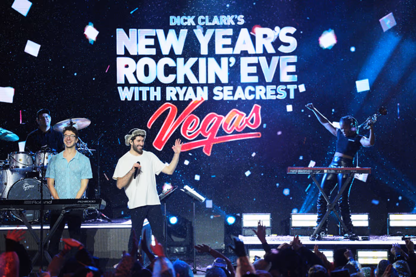 Photos: Diana Ross, Mariah Carey, & More Ring in 2026 at NEW YEAR’S ROCKIN’ EVE  Image