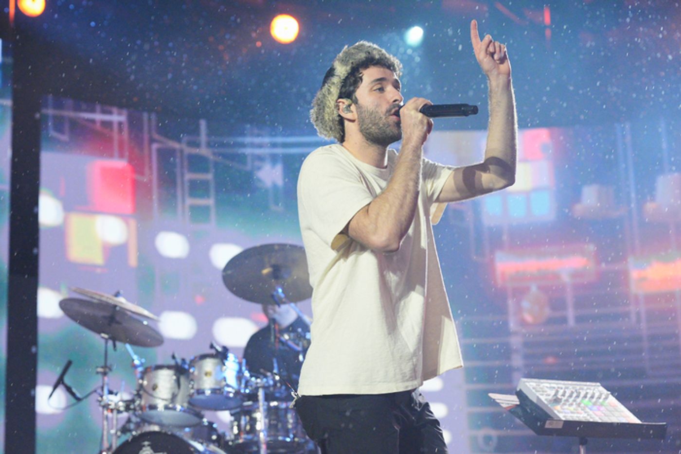 Photos: Diana Ross, Mariah Carey, & More Ring in 2026 at NEW YEAR’S ROCKIN’ EVE  Image