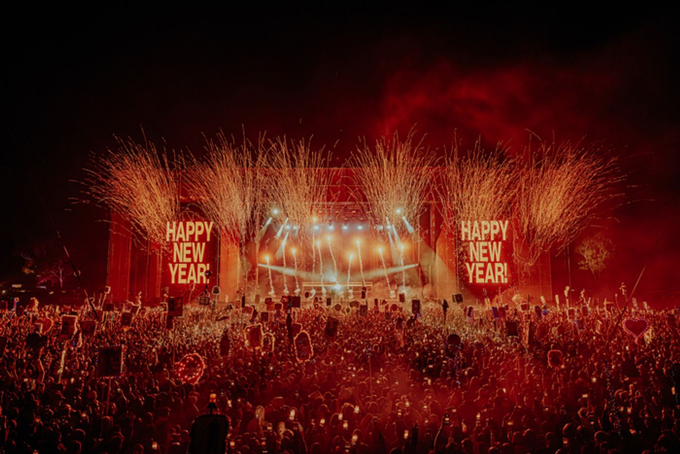 Photos: Addison Rae, Kid Cudi & More at Beyond The Valley 10th Anniversary Edition  Image