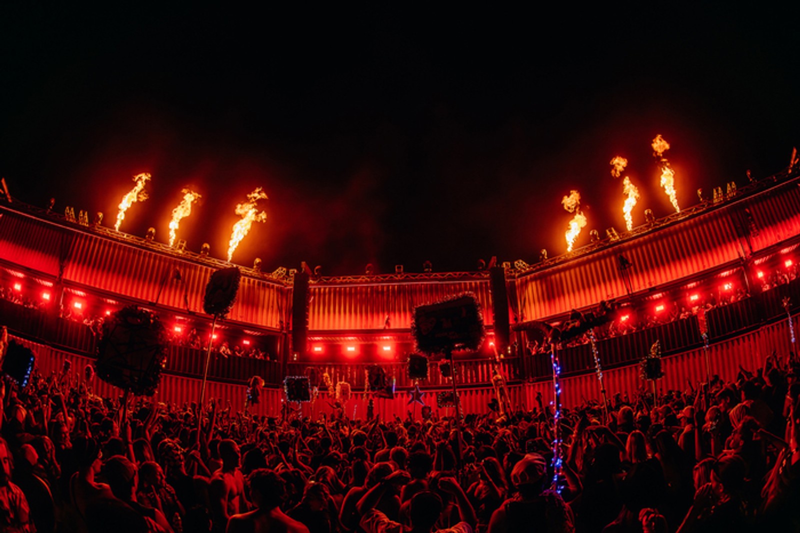 Photos: Addison Rae, Kid Cudi & More at Beyond The Valley 10th Anniversary Edition — photo 16 of 20