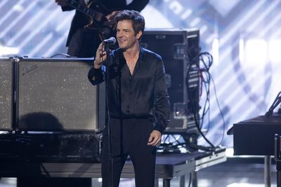 BRANDON FLOWERS  Photo