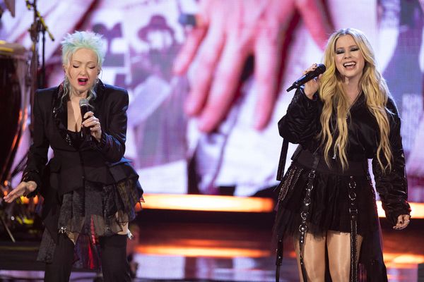 CYNDI LAUPER, AVRIL LAVIGNE
 Photo
