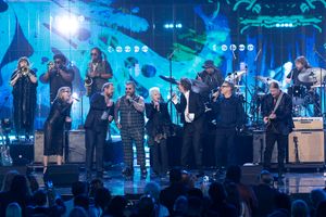 SUSAN TEDESCHI, NATHANIEL RATELIFF, TEDDY SWIMS, CYNDI LAUPER, CHRIS ROBINSON, BRYAN  Photo