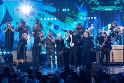 SUSAN TEDESCHI, NATHANIEL RATELIFF, TEDDY SWIMS, CYNDI LAUPER, CHRIS ROBINSON, BRYAN  Photo