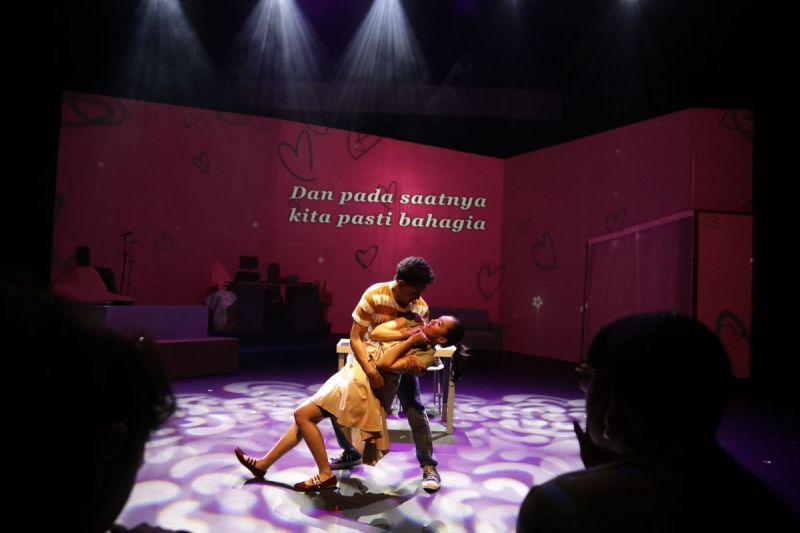 Review: JEMARI Touches Hearts, With and Without Words Image