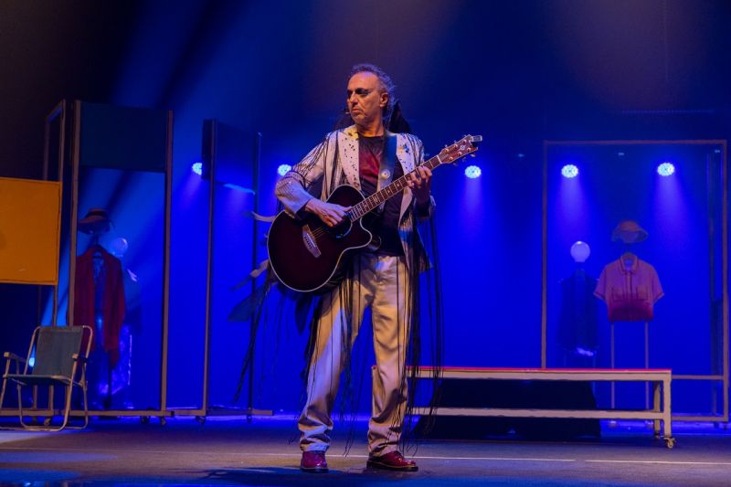 Happiness Takes the Stage: Starring Zeca Baleiro Musical FELICIDADE Opens in São Paulo  Image