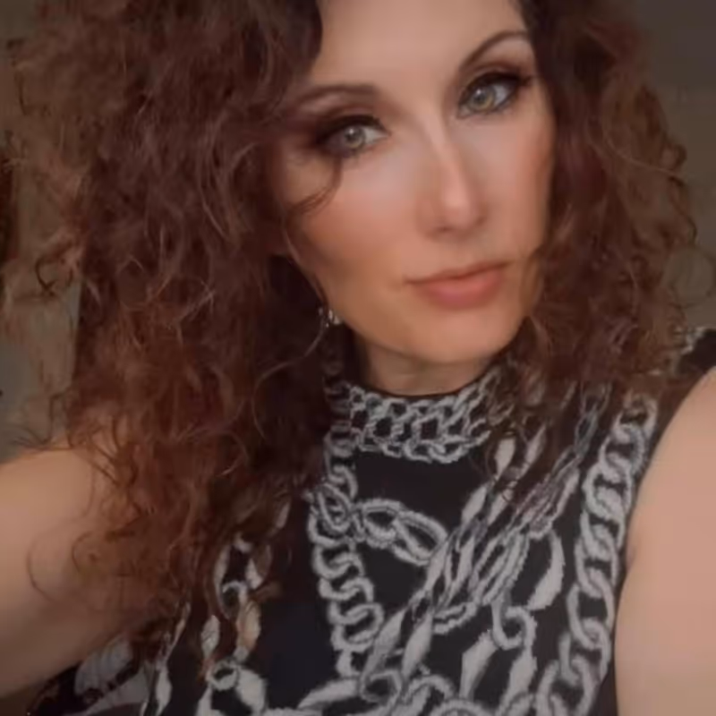 Interview: Sarah Alida LeClair on AUDITION SIDES by Riot Productions - the Audition, the Ex, and the Things Never Said Image