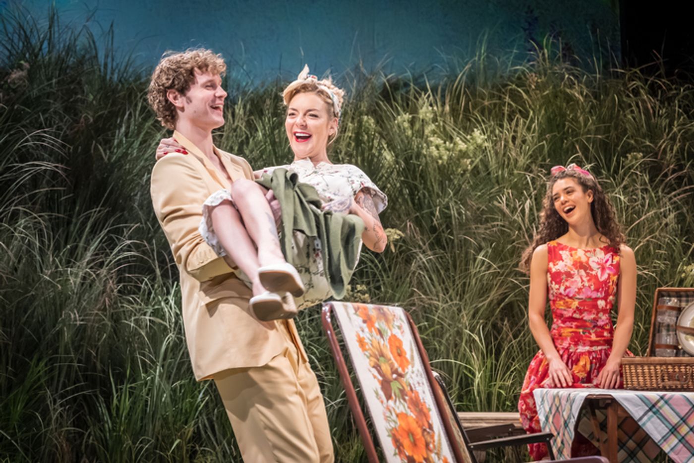 Photos: Sheridan Smith and Romesh Ranganathan in WOMAN IN MIND at the Duke of York’s Theatre  Image