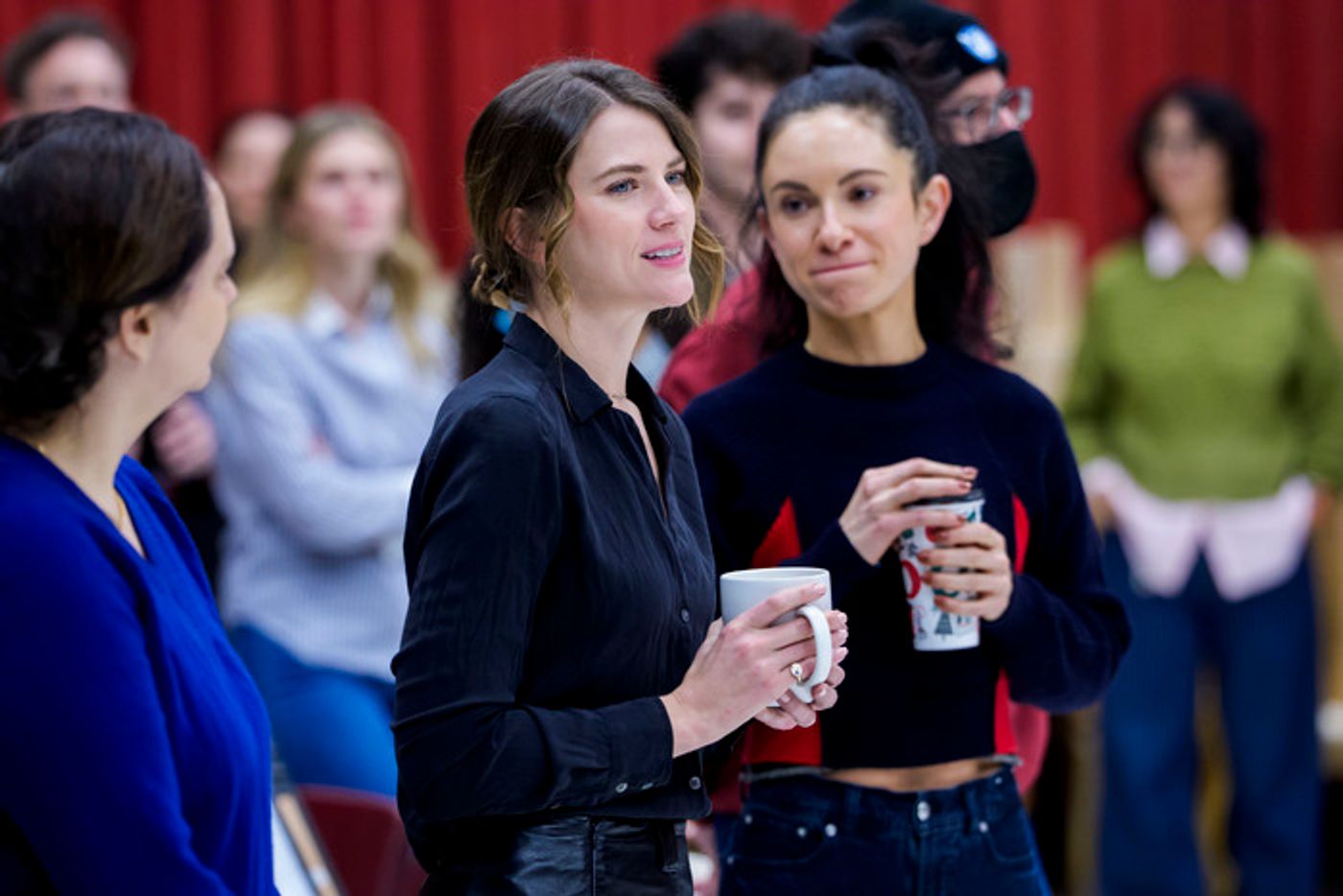 Photos: Wesley Taylor, Molly Griggs and More in Rehearsals for HOLIDAY at Goodman  Image