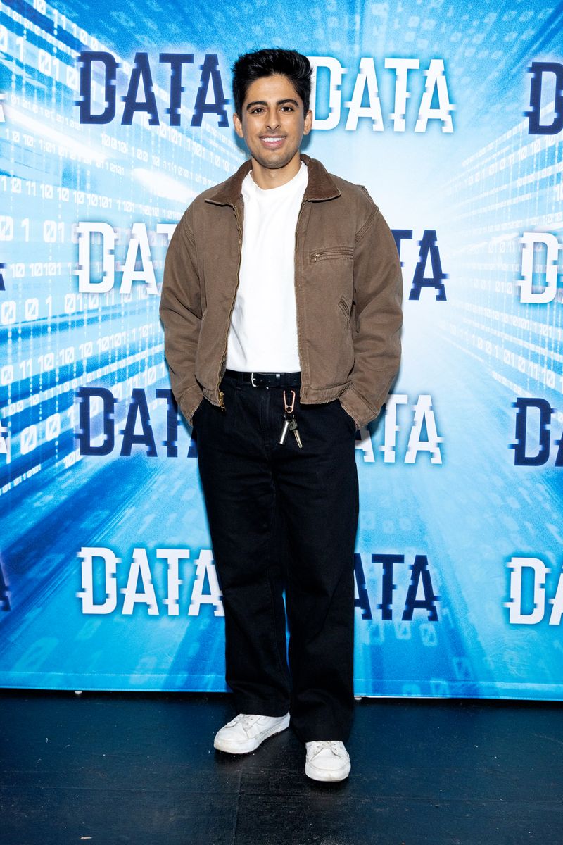 Photos: Meet the Cast of Matthew Libby’s DATA — photo 4 of 17