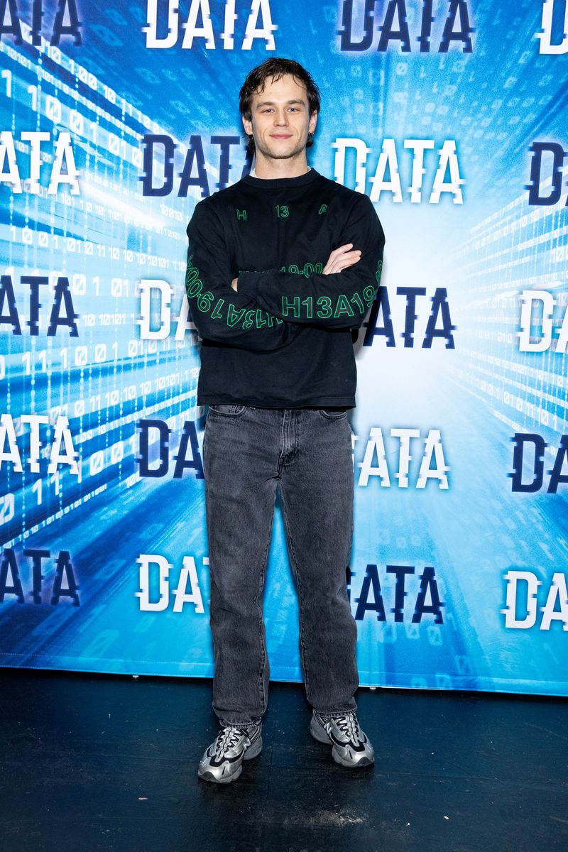 Photos: Meet the Cast of Matthew Libby’s DATA — photo 6 of 17