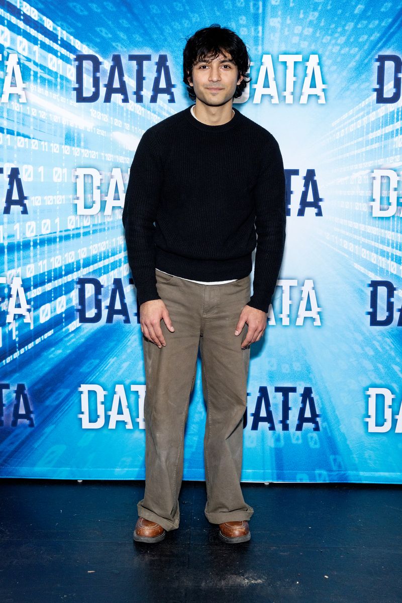 Photos: Meet the Cast of Matthew Libby’s DATA — photo 8 of 17