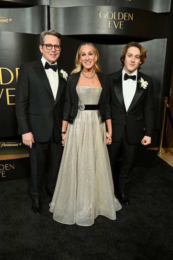 Matthew Broderick, Sarah Jessica Parker and James Wilkie Broderick  Photo