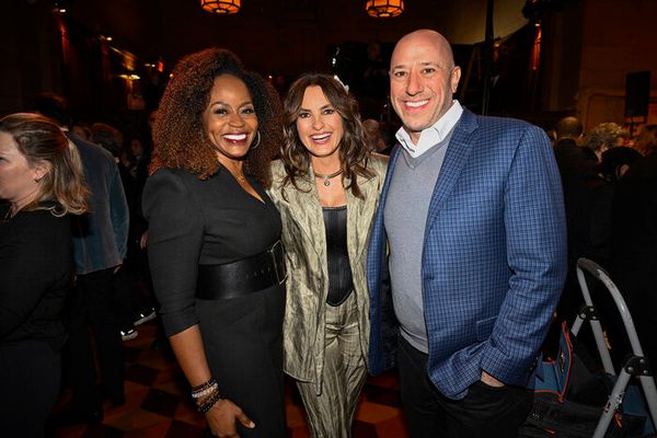 Pearlena Igbokwe, Mariska Hargitay, Matt Strauss Photo