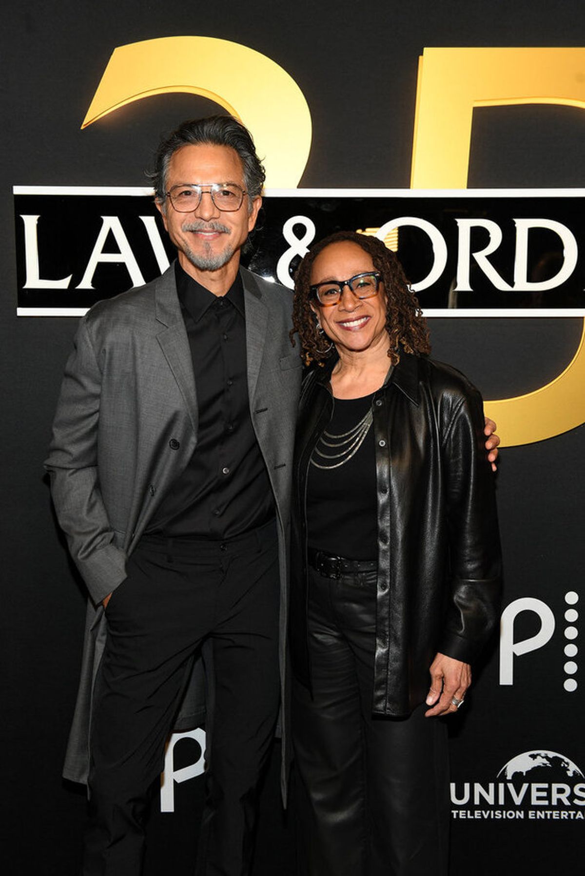 Benjamin Bratt, S. Epatha Merkerson at 
