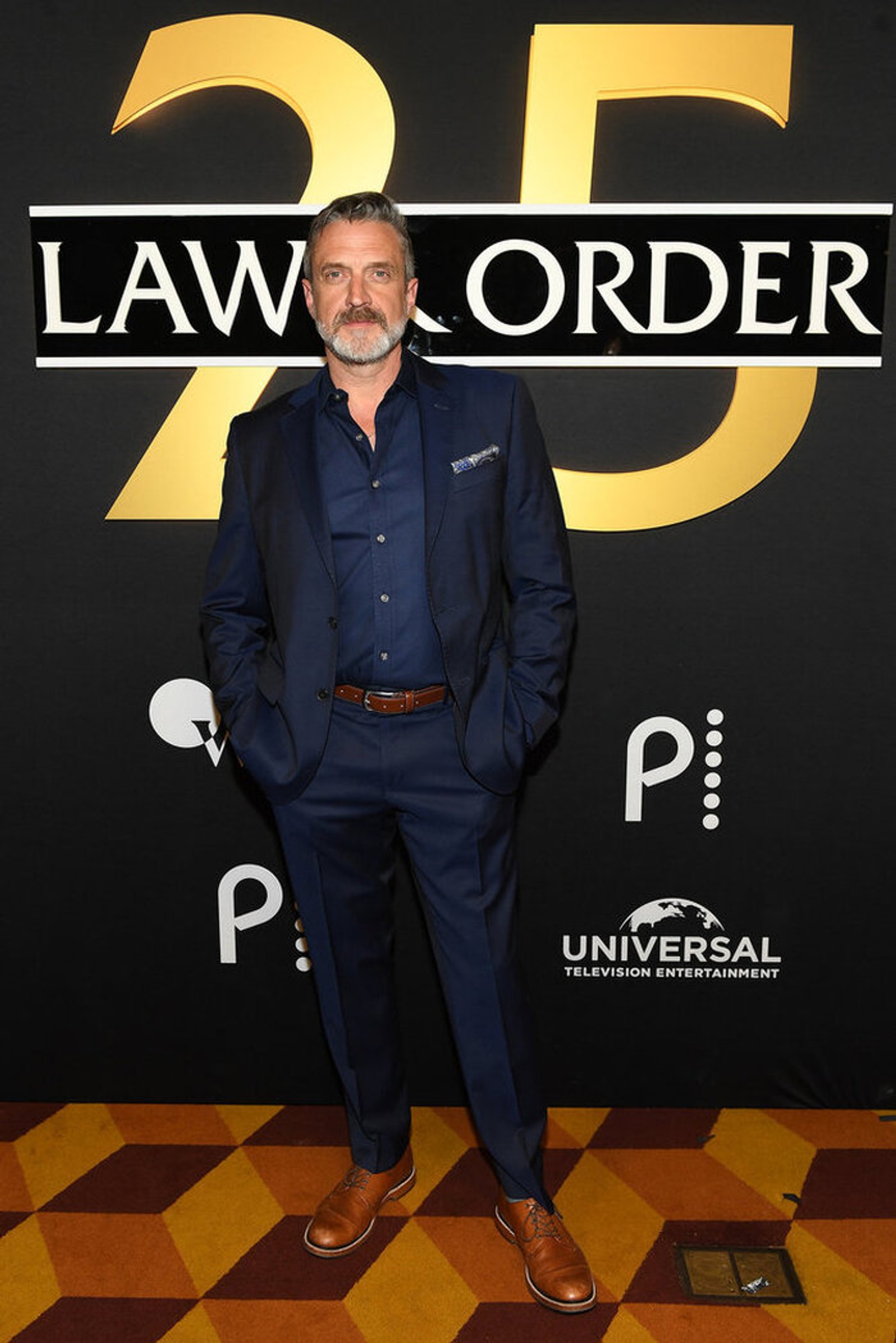 Photos: Raúl Esparza, Corey Cott, & More Attend LAW & ORDER Season 25 Celebration — photo 28 of 43