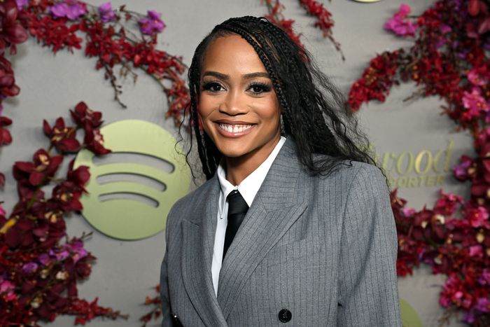 Photos: Inside the Golden Globes Nominees Night with John Legend, Odessa A'zion, & More — photo 13 of 40