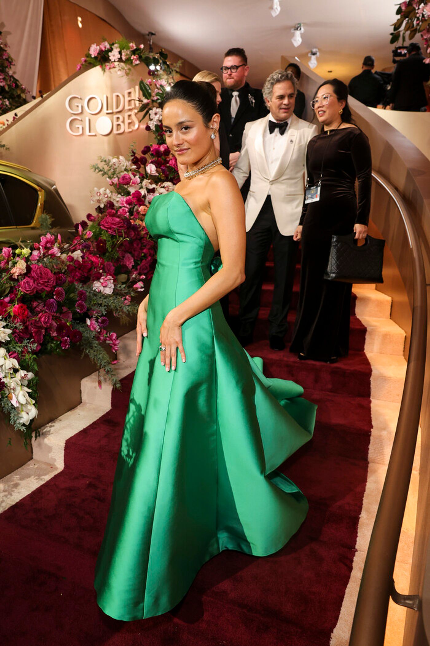 Photos: Rose Byrne, Ethan Hawke, & More on the 2026 Golden Globes Red Carpet  Image