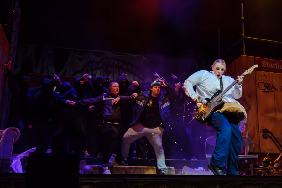 Interview: 'It's About Anyone With A Dream': Actor Becky Clayburn on Working Class Stories and Pride in the North East in GERRY & SEWELL  Image