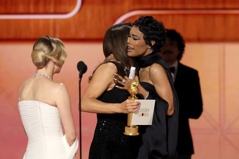 Photos: Inside the 2026 Golden Globes with Ariana Grande, Jennifer Lopez, & More — photo 14 of 52