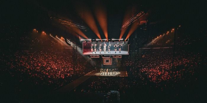 Photos: K-Pop Stars TWICE Kick Off World Tour in Vancouver  Image