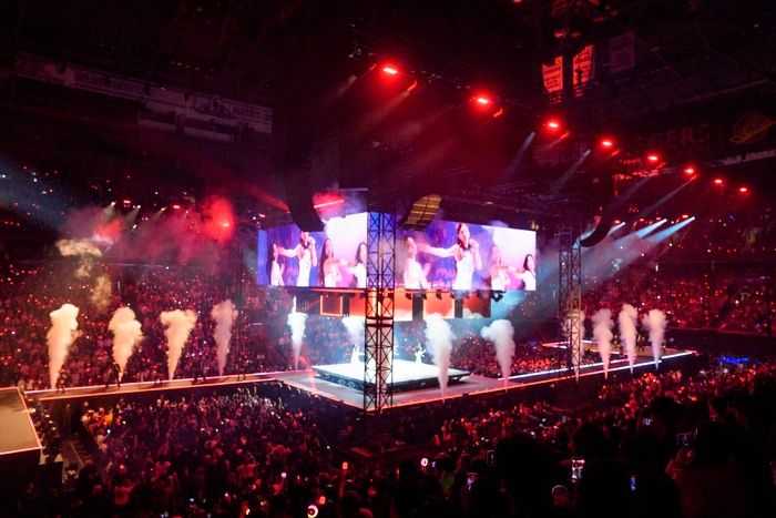 Photos: K-Pop Stars TWICE Kick Off World Tour in Vancouver  Image