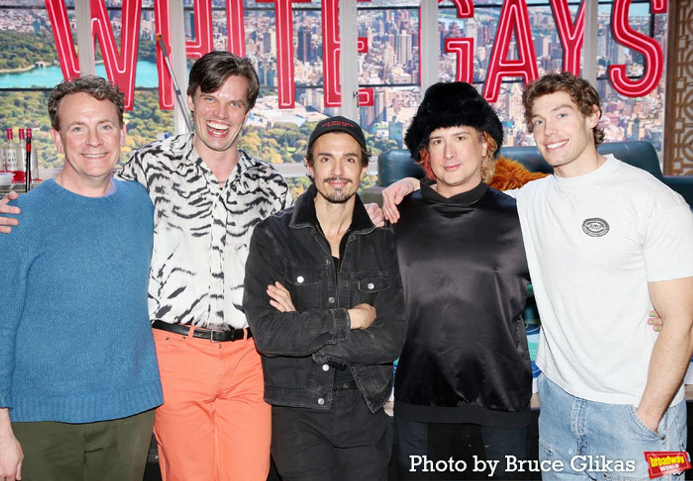 Photos: Hillary Clinton and More at MESSY WHITE GAYS Closing Night  Image