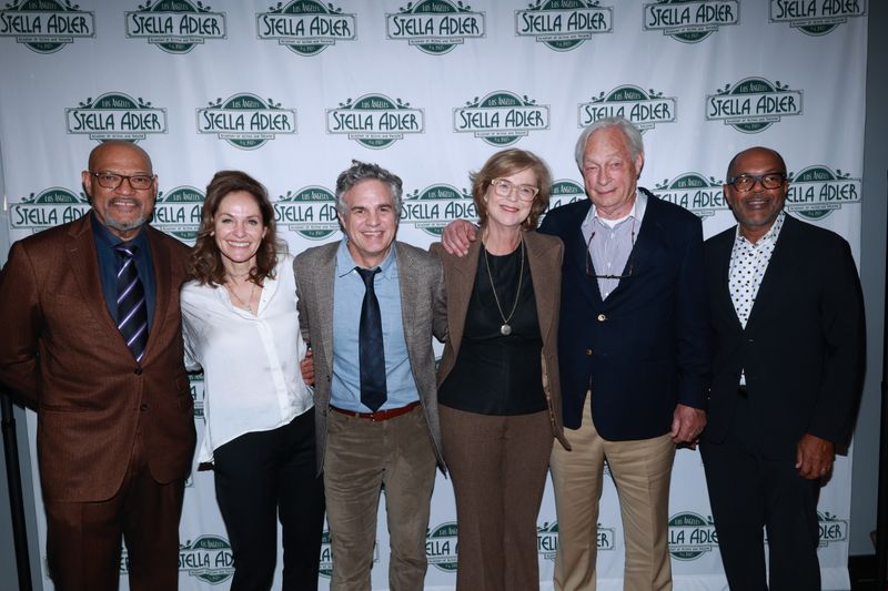 Photos: Ethan Hawke, Mark Ruffalo, & More at ALL THE PRESIDENT’S MEN Reading — photo 18 of 29