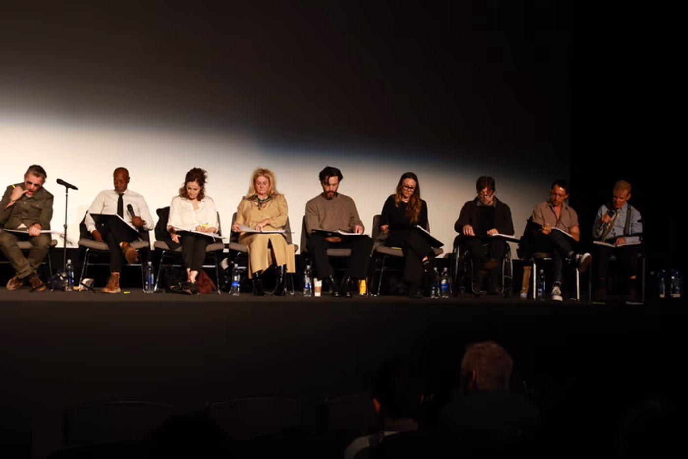 Photos: Ethan Hawke, Mark Ruffalo, & More at ALL THE PRESIDENT’S MEN Reading  Image